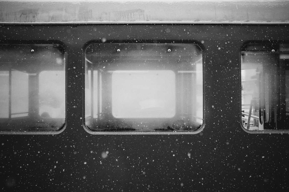 1951e5f0-a913-339f-a9a9-d2d0ca33cd81